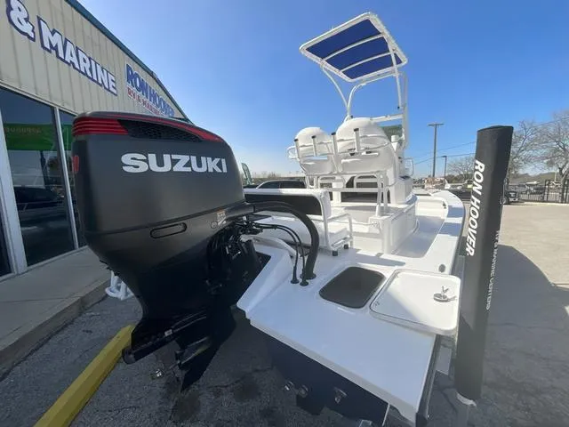 Slide: The Image of Majek M2 ILLUSION 2025 - 12