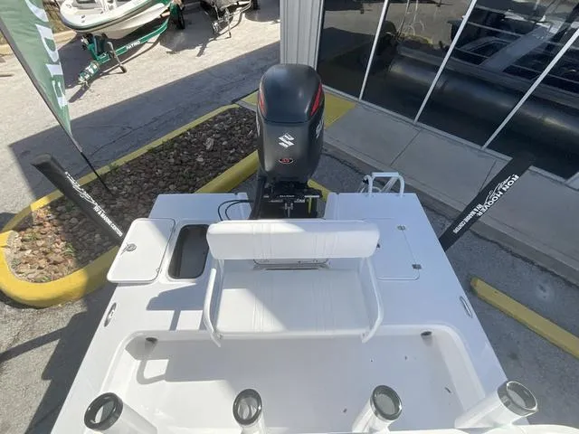 Slide: The Image of Majek M2 ILLUSION 2025 - 4