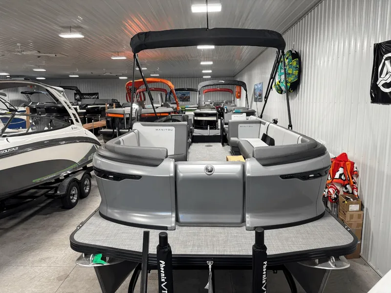 Slide: The Image of Manitou Cruise 22 MAX Bench Twin Tube 2025 - 3