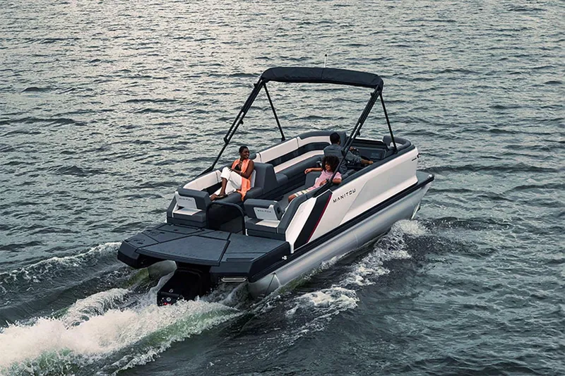 Slide: The Image of Manitou Cruise 22 MAX Bench Twin Tube 2025 - 38