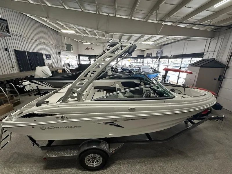 Slide: The Image of Crownline Boats 210 SS 2025 - 2