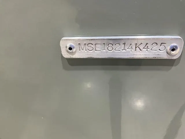 Slide: The Image of Freedom Boats 18' Patriot 2025 - 14