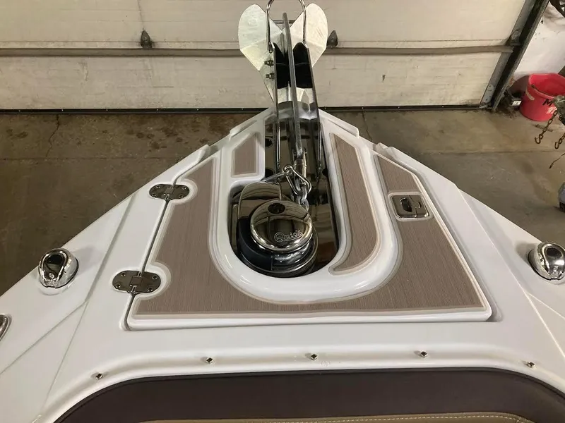 Slide: The Image of Monterey 278SS Bowrider 2025 - 7