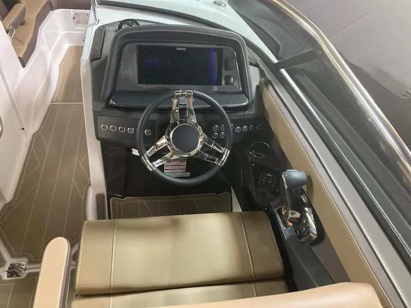 Slide: The Image of Monterey 278SS Super Sport 2025 - 26