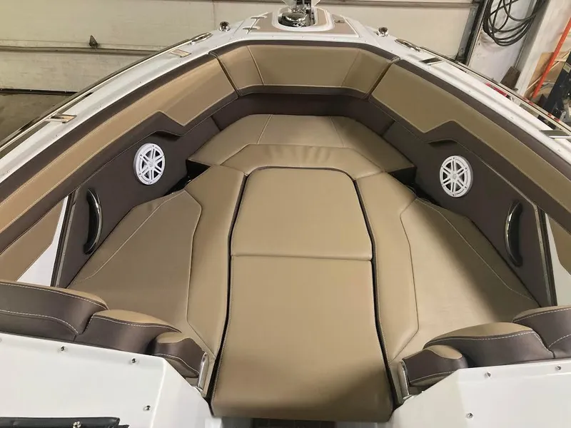 Slide: The Image of Monterey 278SS Super Sport 2025 - 8