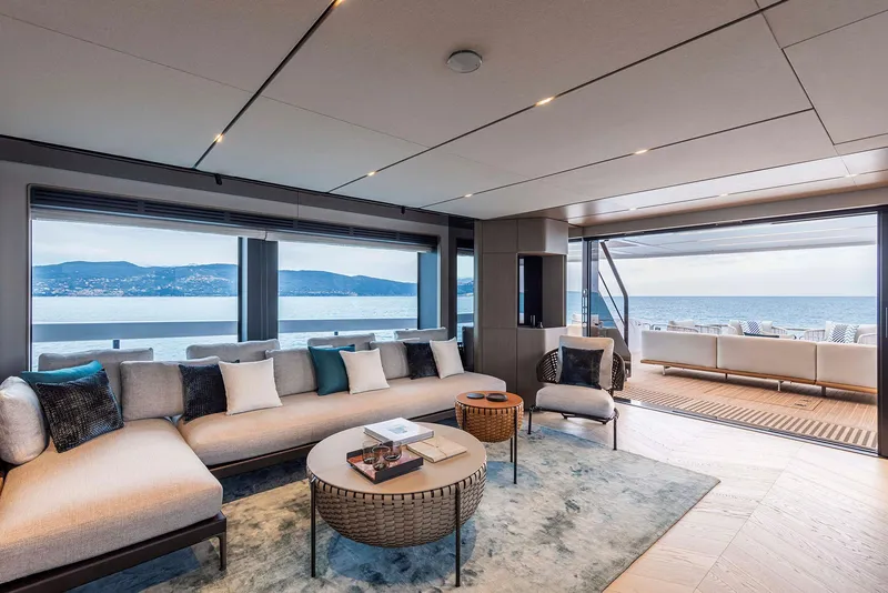 Slide: The Image of Ferretti Infynito 90 2025 - 36