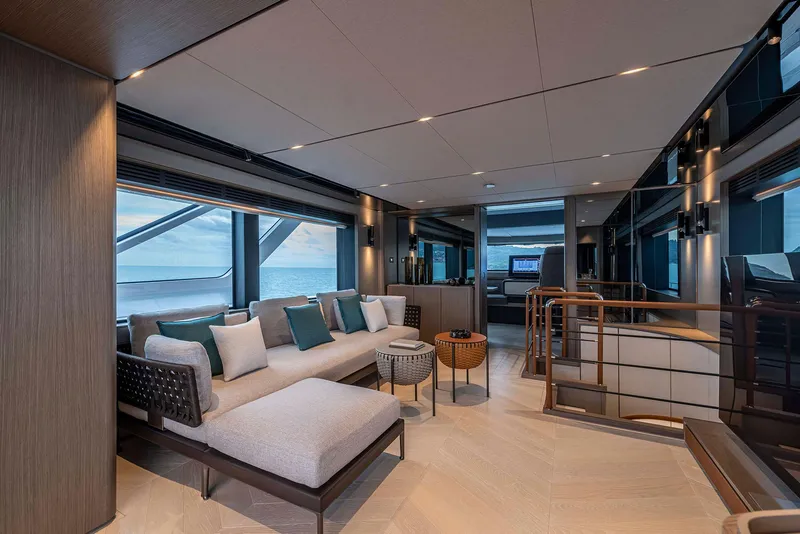 Slide: The Image of Ferretti Infynito 90 2025 - 48