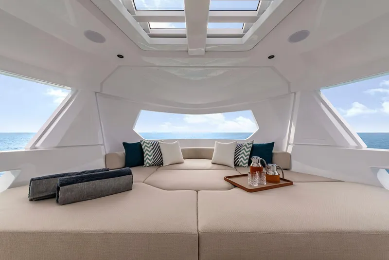 Slide: The Image of Ferretti Yachts Infynito 90 2025 - 10