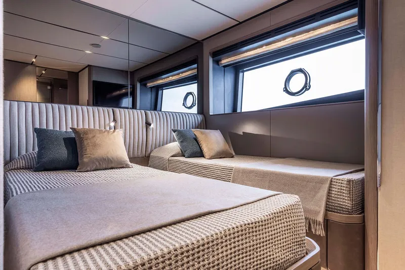 Slide: The Image of Ferretti Yachts Infynito 90 2025 - 46