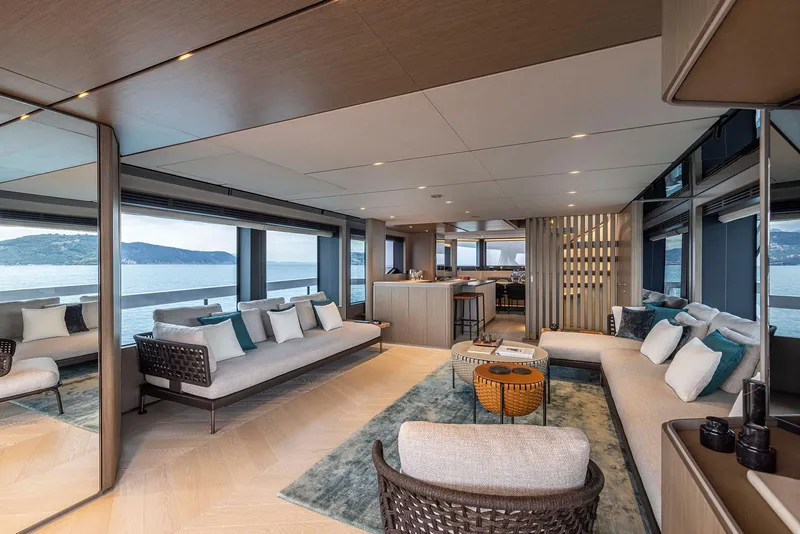 Slide: The Image of Ferretti Yachts Infynito 90 2025 - 51