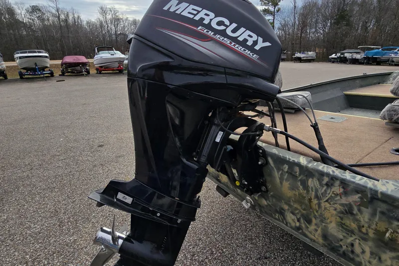 Slide: The Image of Lowe Roughneck R1652VPT 2006 - 3