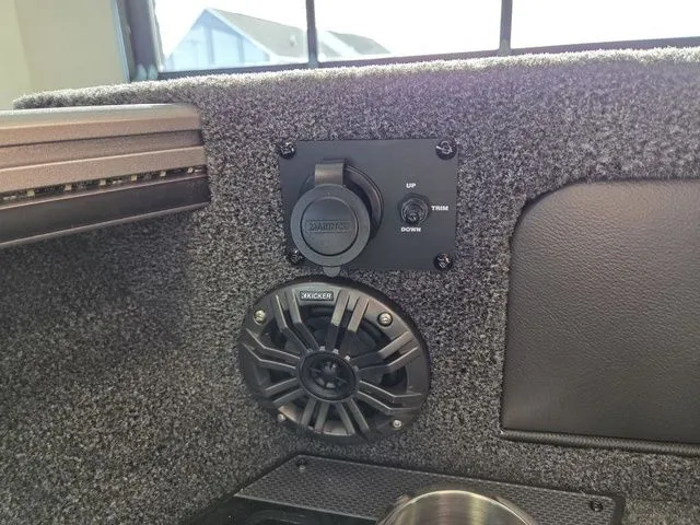 Slide: The Image of Lund 1975 Pro-V Sport 2025 - 24