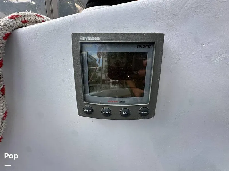 Slide: The Image of 1985 Beneteau Idylle 1050 for sale in Fort Lauderdale, FL - 25