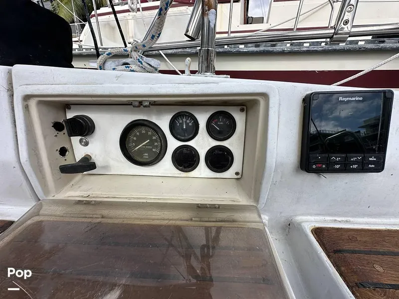 Slide: The Image of 1985 Beneteau Idylle 1050 for sale in Fort Lauderdale, FL - 29