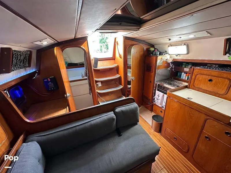 Slide: The Image of 1985 Beneteau Idylle 1050 for sale in Fort Lauderdale, FL - 3