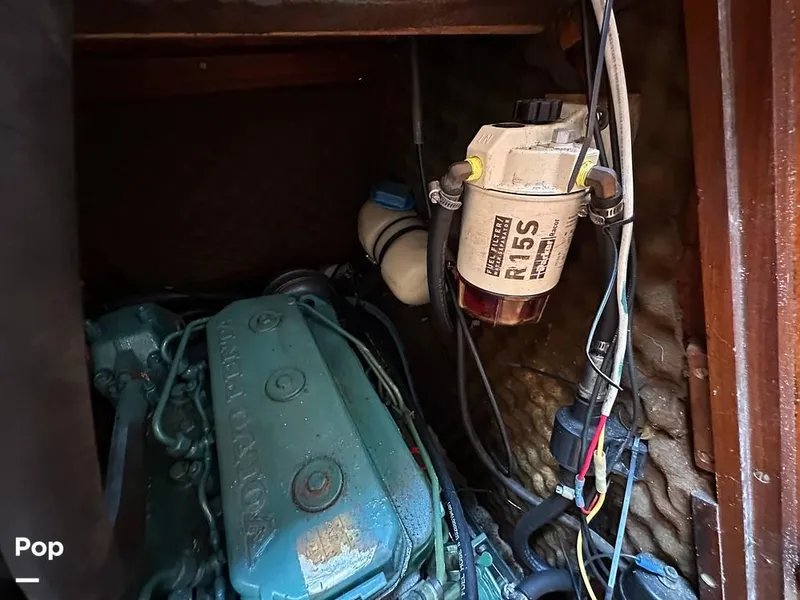 Slide: The Image of 1985 Beneteau Idylle 1050 for sale in Fort Lauderdale, FL - 53