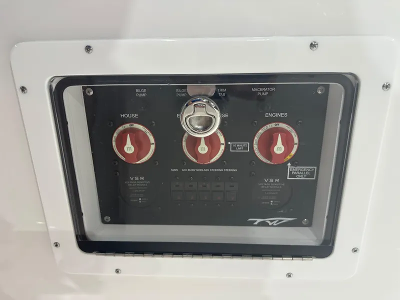 Slide: The Image of Tidewater 272cc 2025 - 39