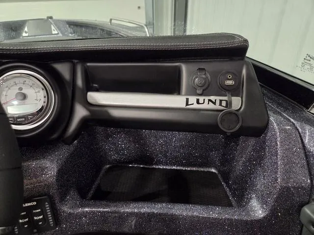 Slide: The Image of Lund 219 Pro-V GL 2025 - 18