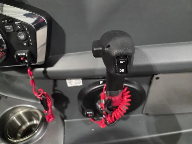 Slide: The Image of Lund 219 Pro-V GL 2025 - 22