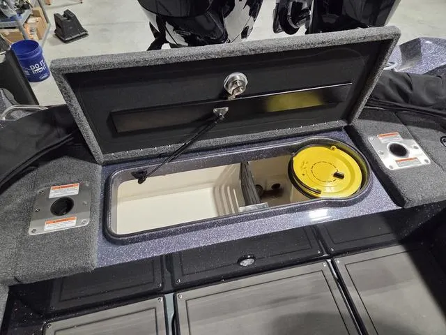 Slide: The Image of Lund 219 Pro-V GL 2025 - 7