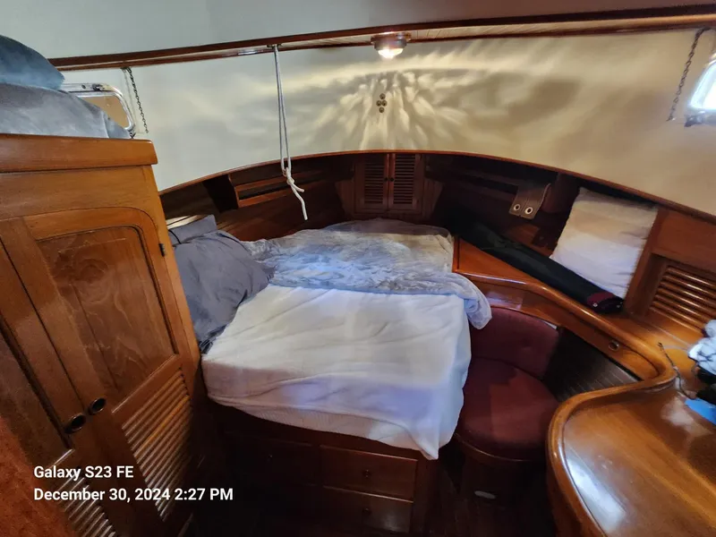 Slide: The Image of Lord Nelson Victory 37 1988 - 52