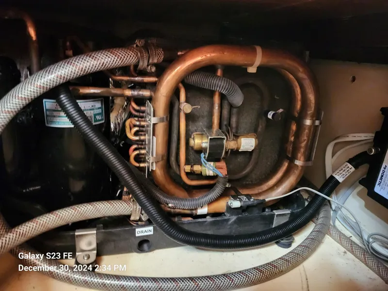 Slide: The Image of Lord Nelson Victory 37 1988 - 68