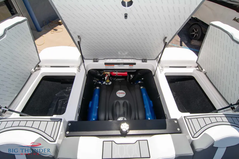 Slide: The Image of MasterCraft NXT24 2024 - 54