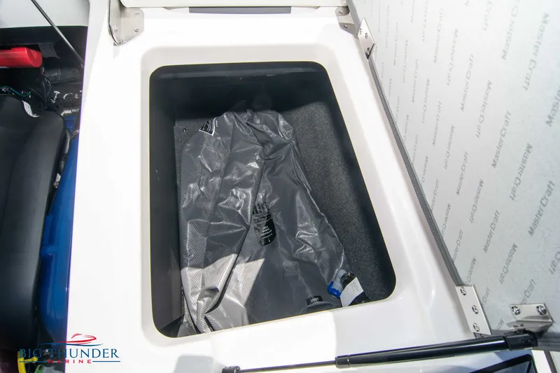 Slide: The Image of MasterCraft NXT24 2024 - 57