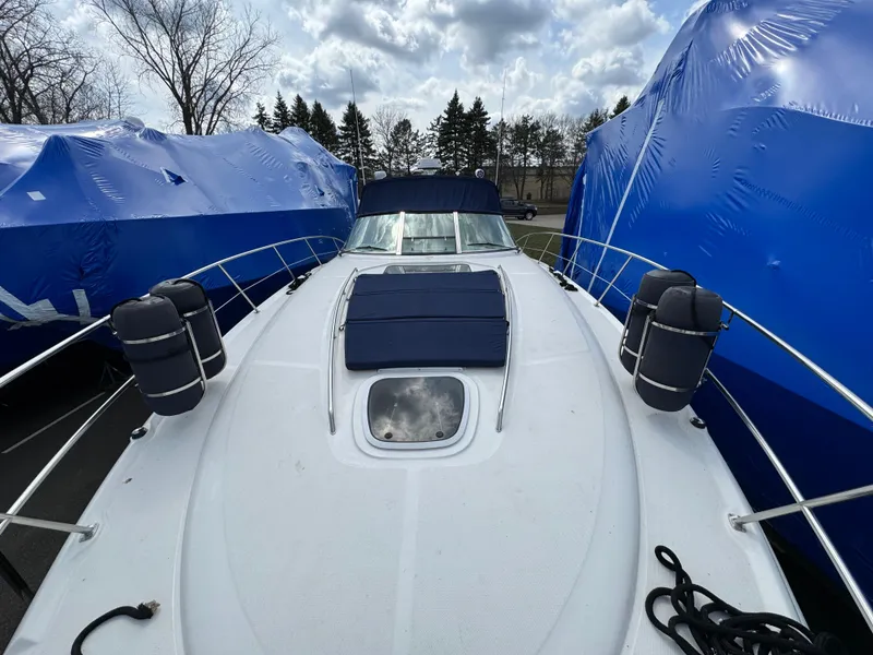 Slide: The Image of Sea Ray 420 Sundancer 2003 - 52