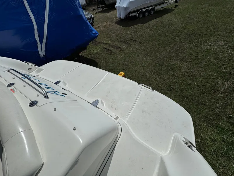 Slide: The Image of Sea Ray 420 Sundancer 2003 - 54