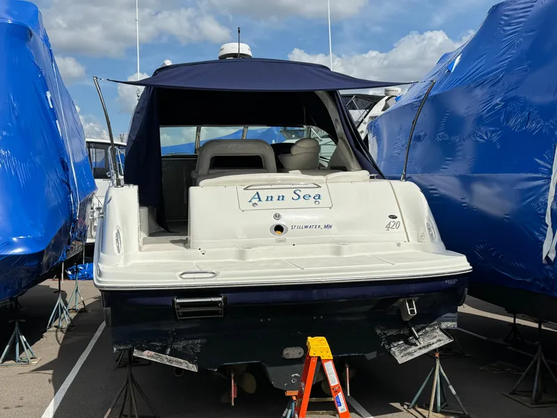 Slide: The Image of Sea Ray 420 Sundancer 2003 - 59