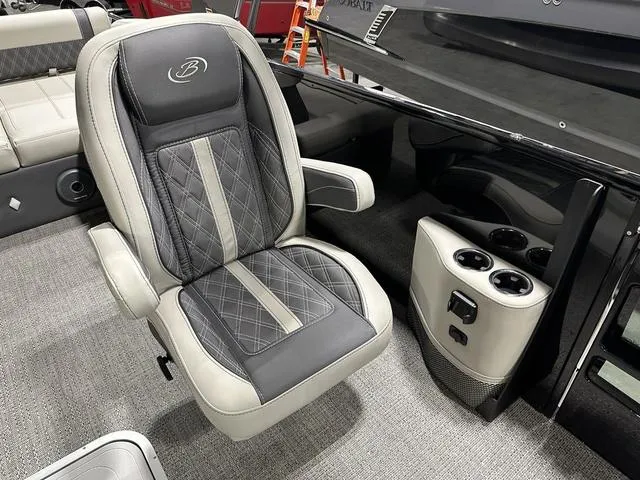 Slide: The Image of Barletta Reserve Leggera 26UCA 2025 - 20