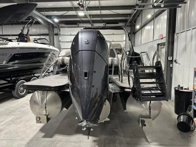 Slide: The Image of Barletta Reserve Leggera 26UCA 2025 - 27