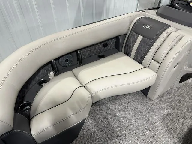 Slide: The Image of Barletta Reserve Leggera 26UCA 2025 - 29