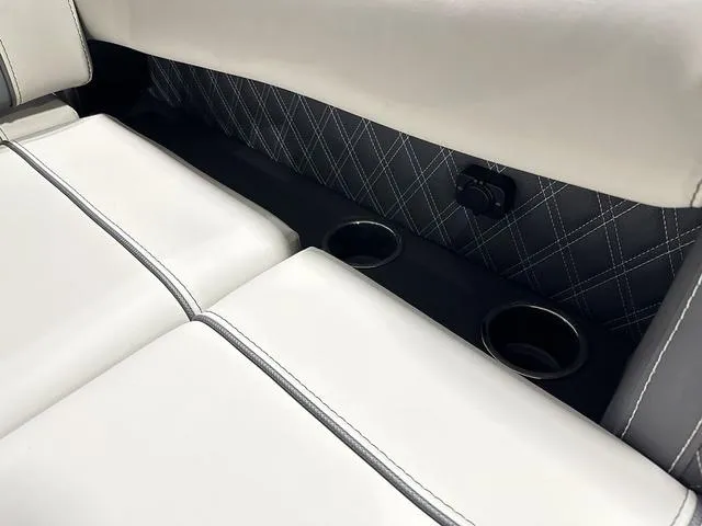 Slide: The Image of Barletta Reserve Leggera 26UCA 2025 - 8