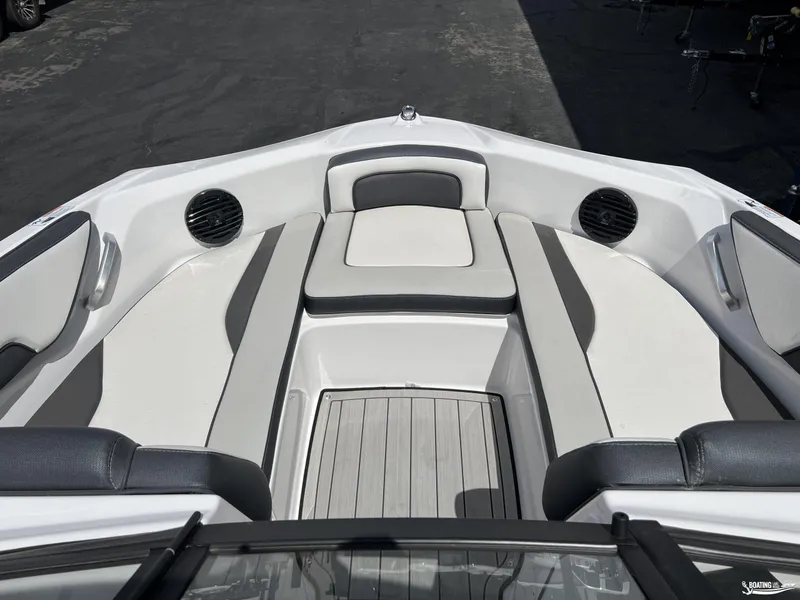 Slide: The Image of 2025 Yamaha Boats 195S interior with sleek seating and modern design. - 5