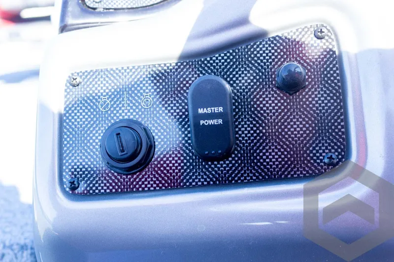 Slide: The Image of G3 Sportsman 1710 2025 - 64