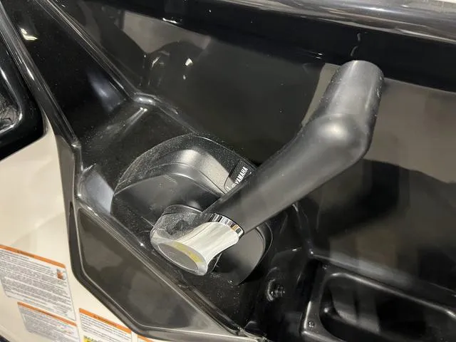 Slide: The Image of Yamaha AR195 2025 - 19