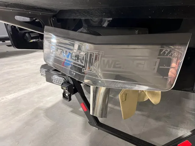 Slide: The Image of Malibu Wakesetter 20 VTX 2025 - 7