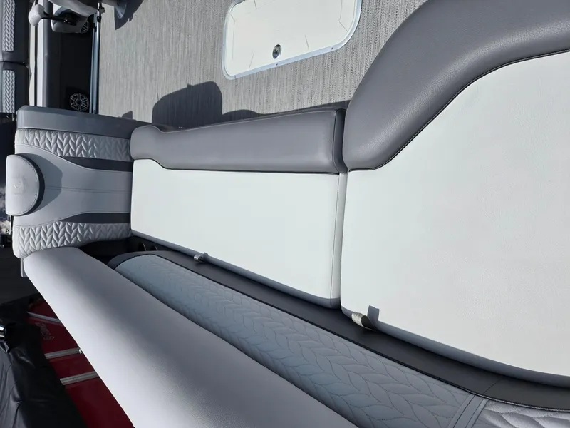 Slide: The Image of Monaco 255 DFL 2025 - 18