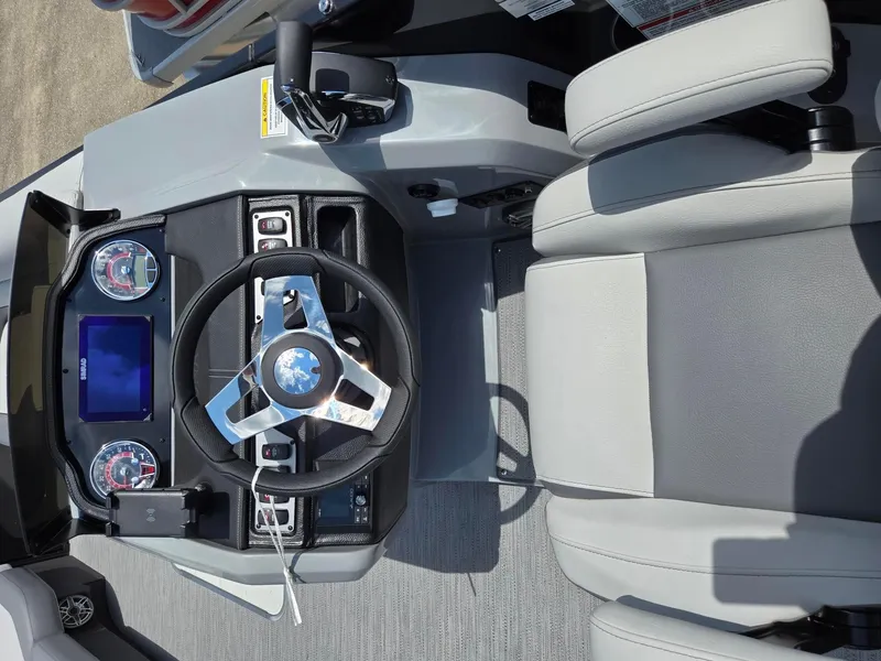 Slide: The Image of Monaco 255 DFL 2025 - 19