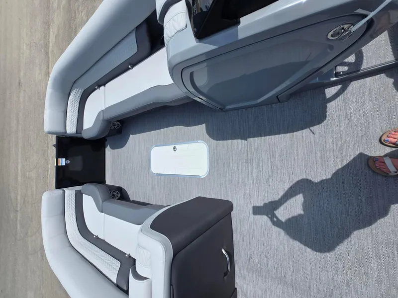 Slide: The Image of Monaco 255 DFL 2025 - 27