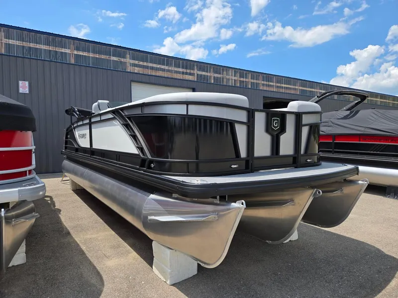 Slide: The Image of Monaco 255 DFL 2025 - 3