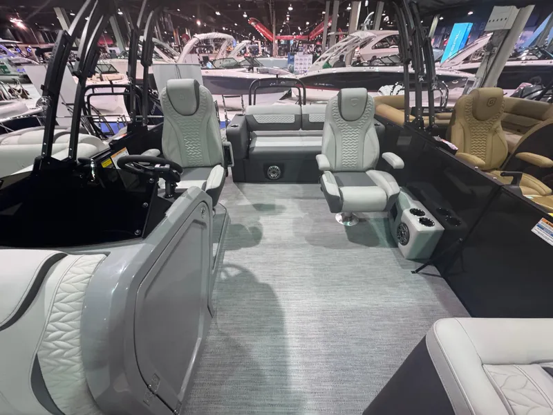 Slide: The Image of Monaco 255 DFL 2025 - 8