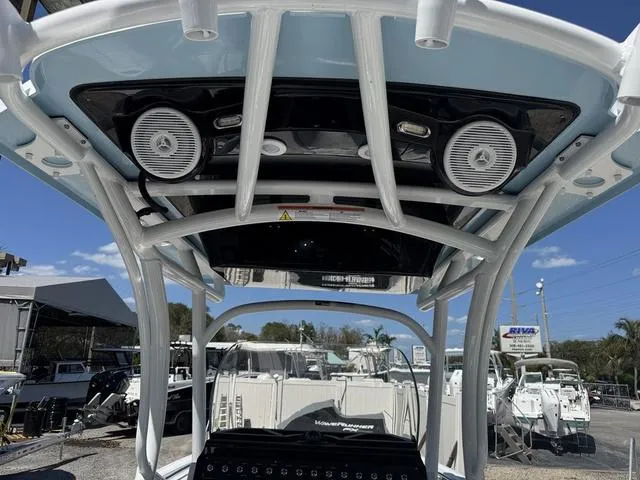 Slide: The Image of Wellcraft 222 Fisherman 2025 - 10