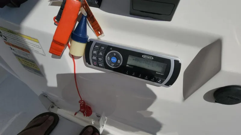 Slide: The Image of Striper 220 Center Console 2014 - 102