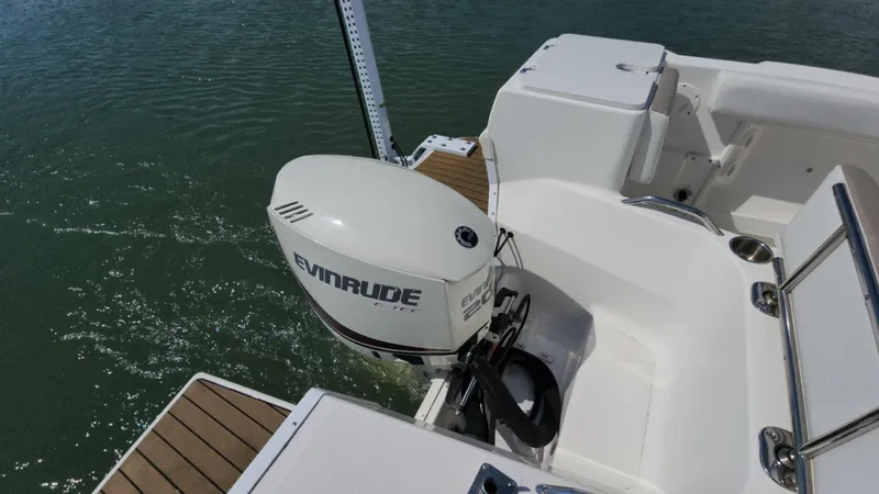 Slide: The Image of Striper 220 Center Console 2014 - 105