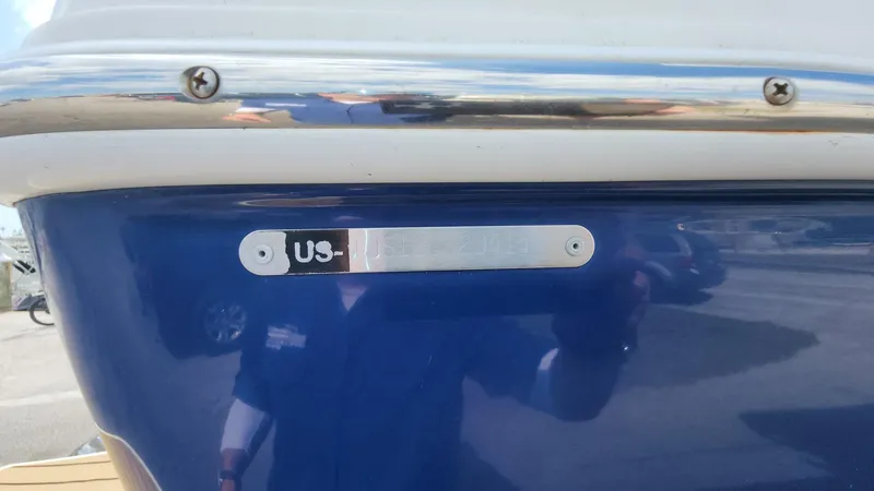 Slide: The Image of Striper 220 Center Console 2014 - 120