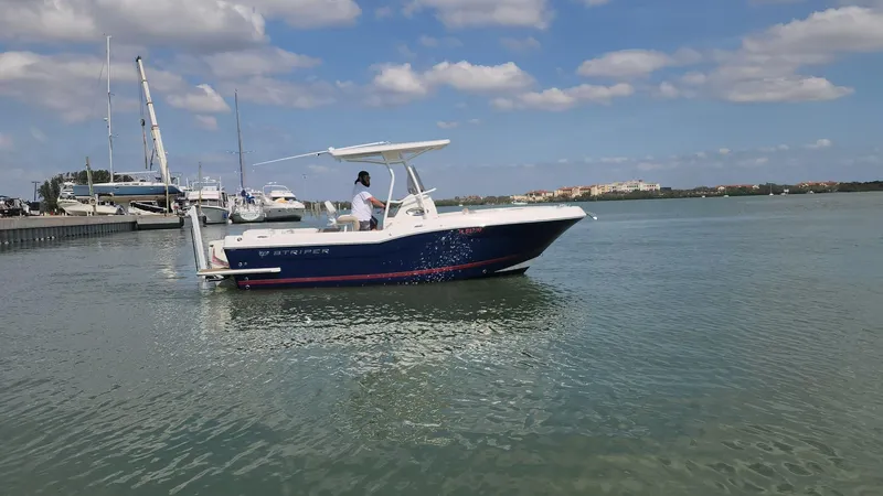 Slide: The Image of Striper 220 Center Console 2014 - 134