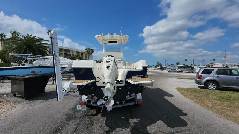 Slide: The Image of Striper 220 Center Console 2014 - 135